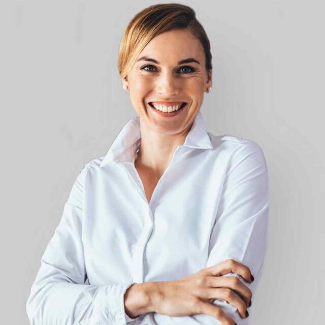 https://digizeta.info/wp-content/uploads/2019/02/team_01-640x640.jpg